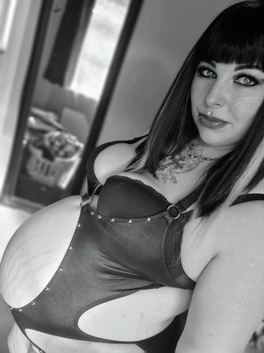 Surprised this swimsuit fit me at 36 weeks pregnant! 😲