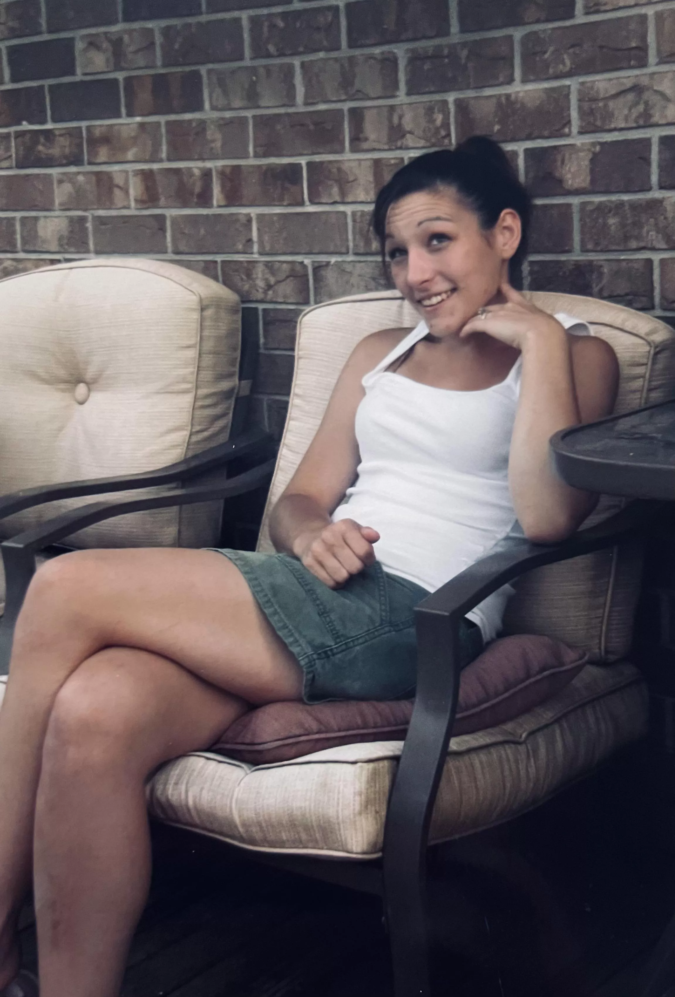 Swap wife pics or do a trib for me? Can trade or feed clothed and nudes. Dm your kik