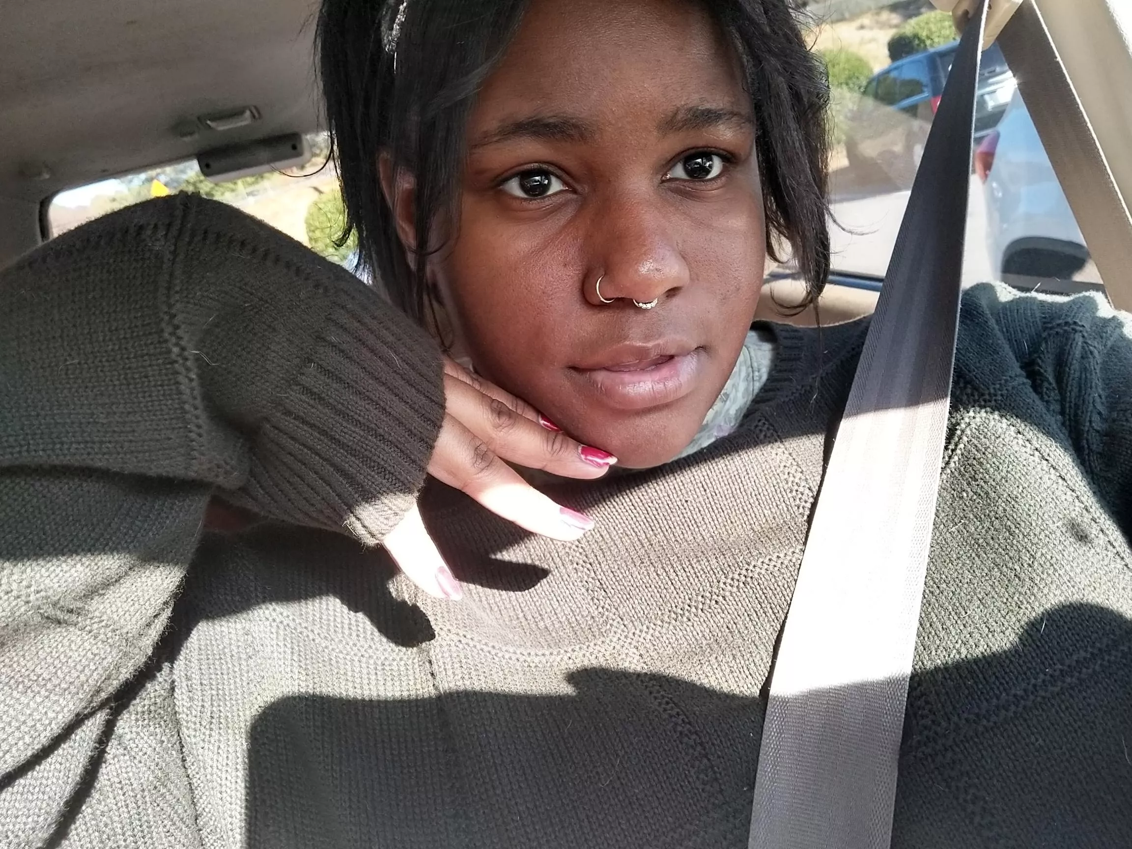 Sweater weather is my favorite ☁️ !