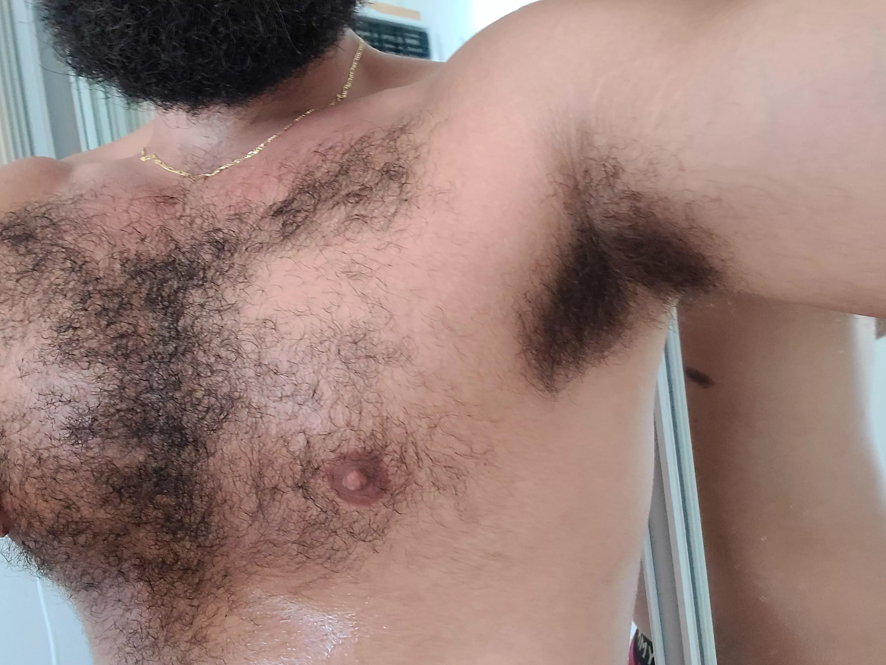 Sweaty chest and pits