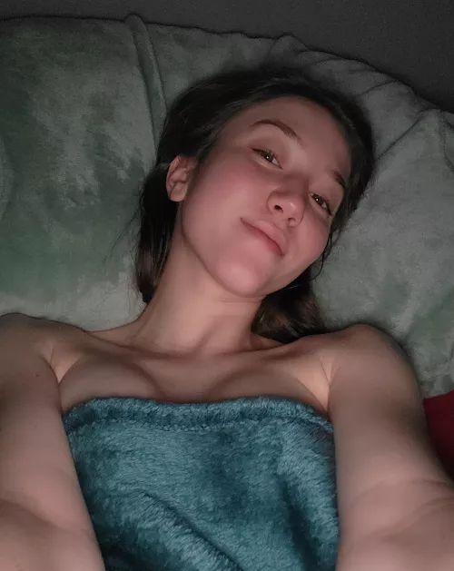 Sweet dreams 🙈 No makeup, no filter