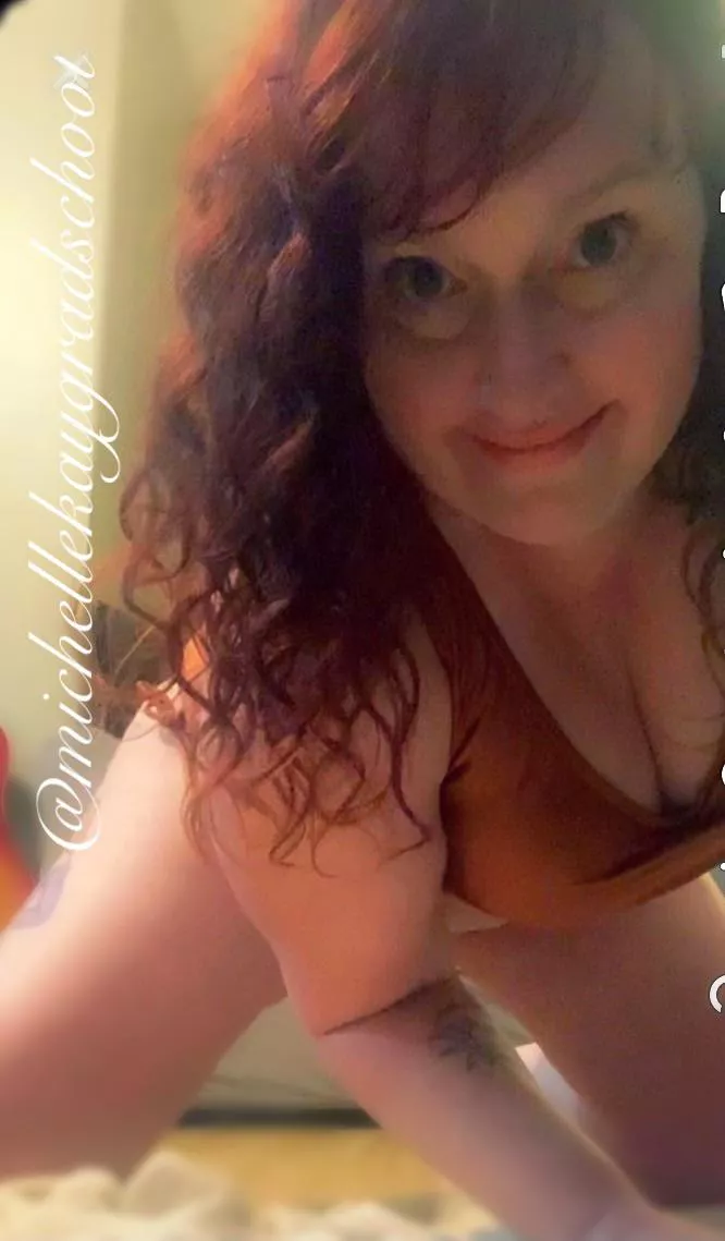 Swimsuit hip cleavage Swimsuit hip cleavage