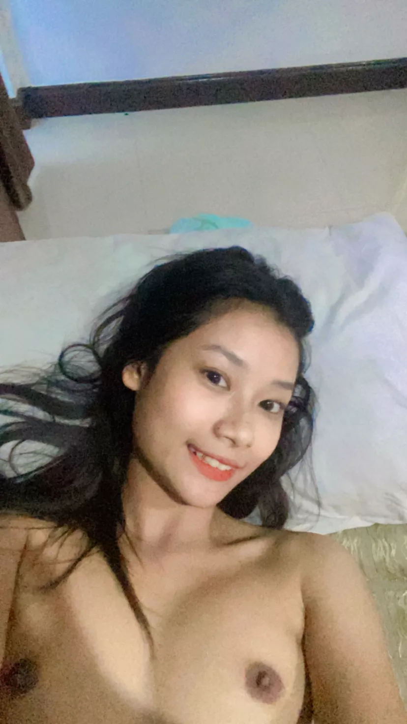 Take a selfie on my bed Take a selfie on my bed
