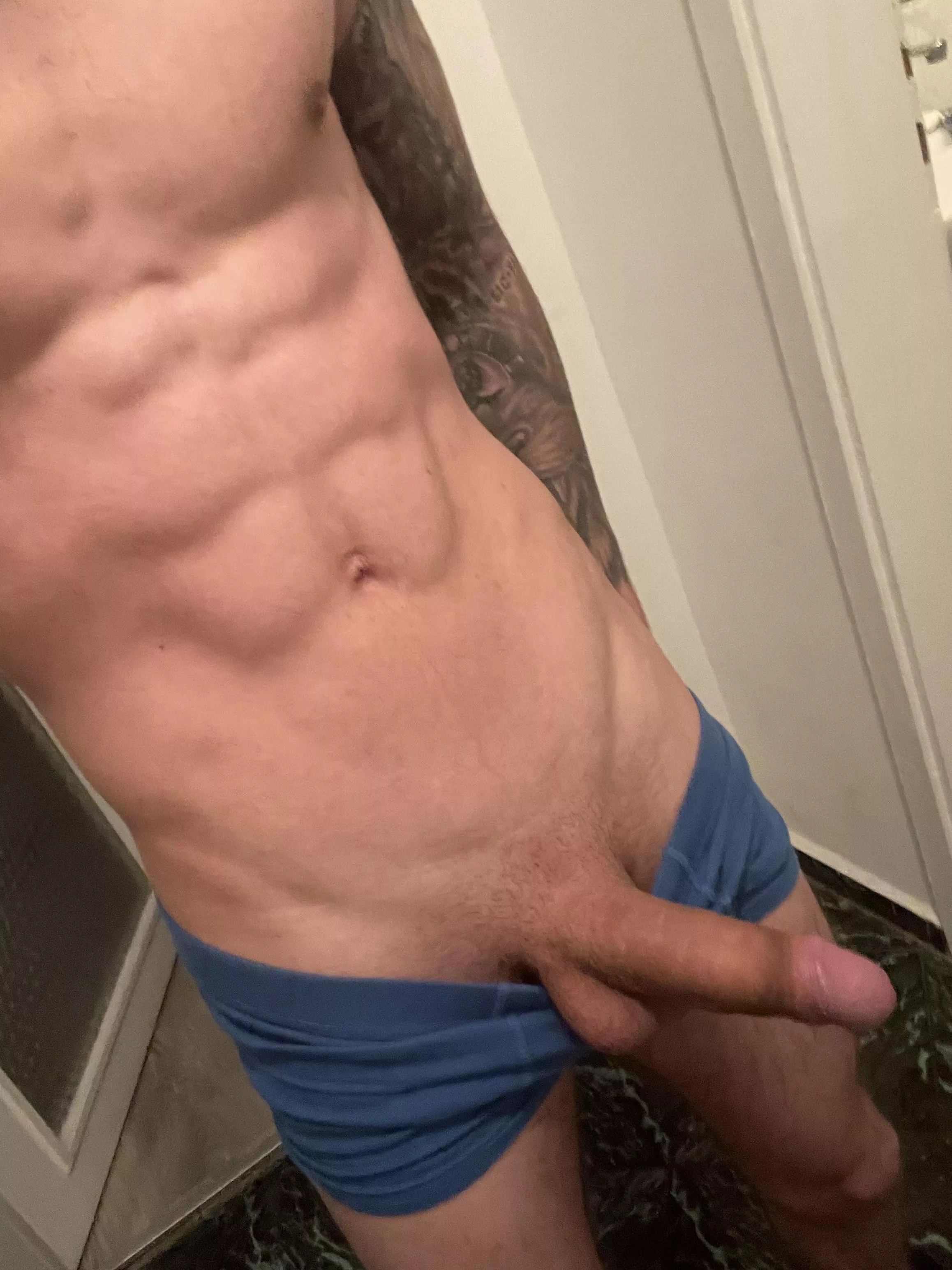 Take it in your mouth and feel it grow 👅🥵