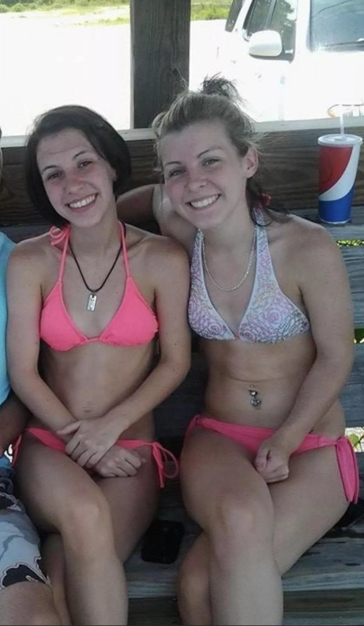 Take your pick! 💖🤍