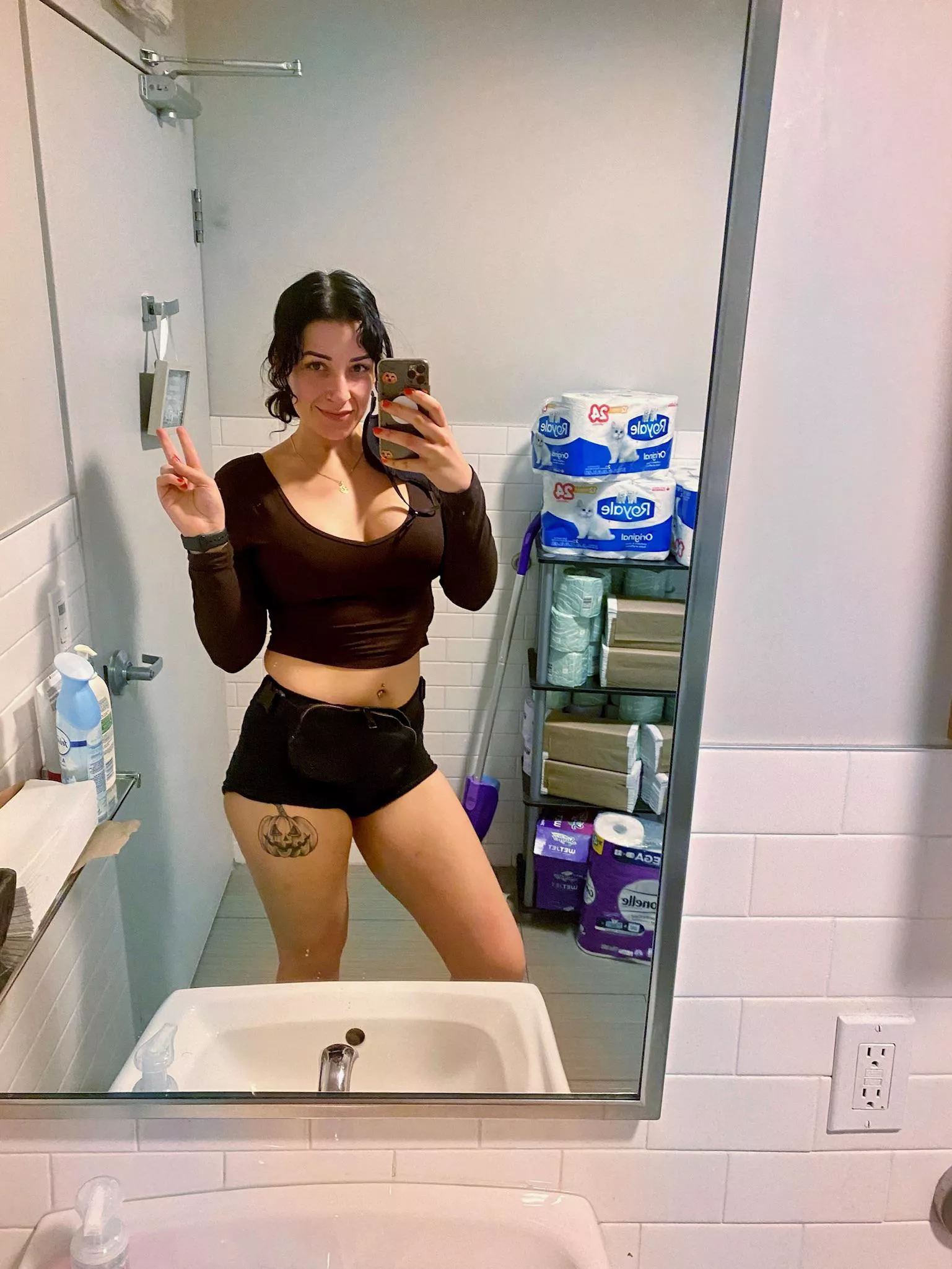 Taking a selfie on lunch break wishing you would visit me and fuck me in the bathroom Taking a selfie on lunch break wishing you would visit me and fuck me in the bathroom