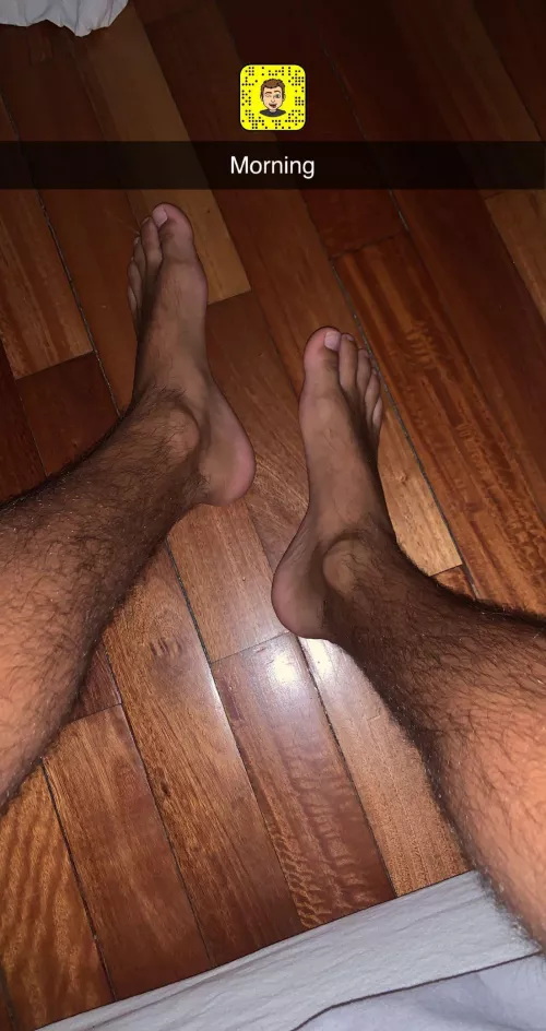 Tanned feet ππ₯
