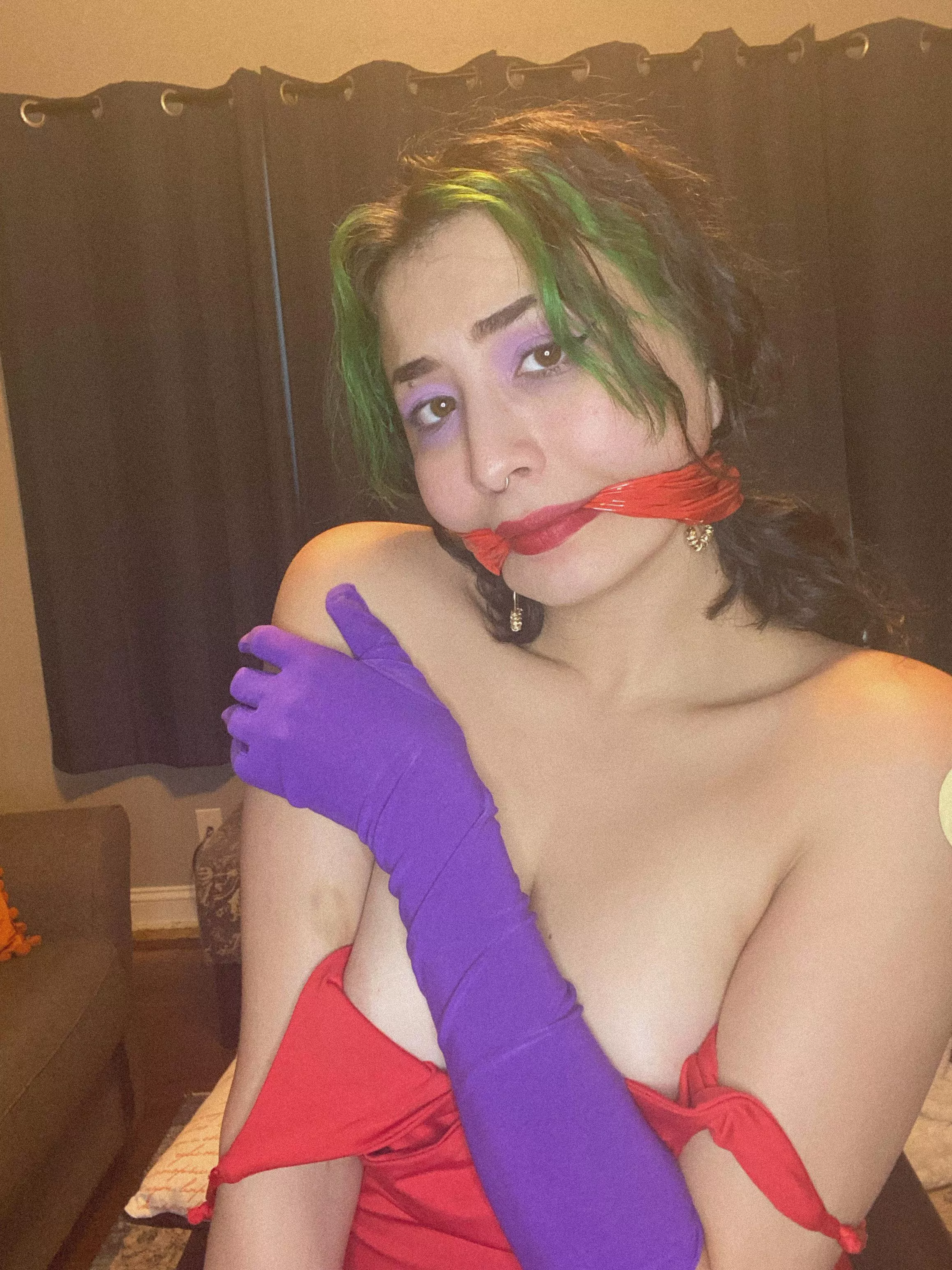 Taped up Jessica rabbit 😈