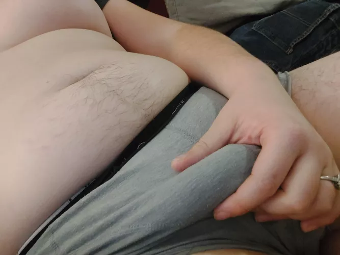 taste this butch bulge 💕