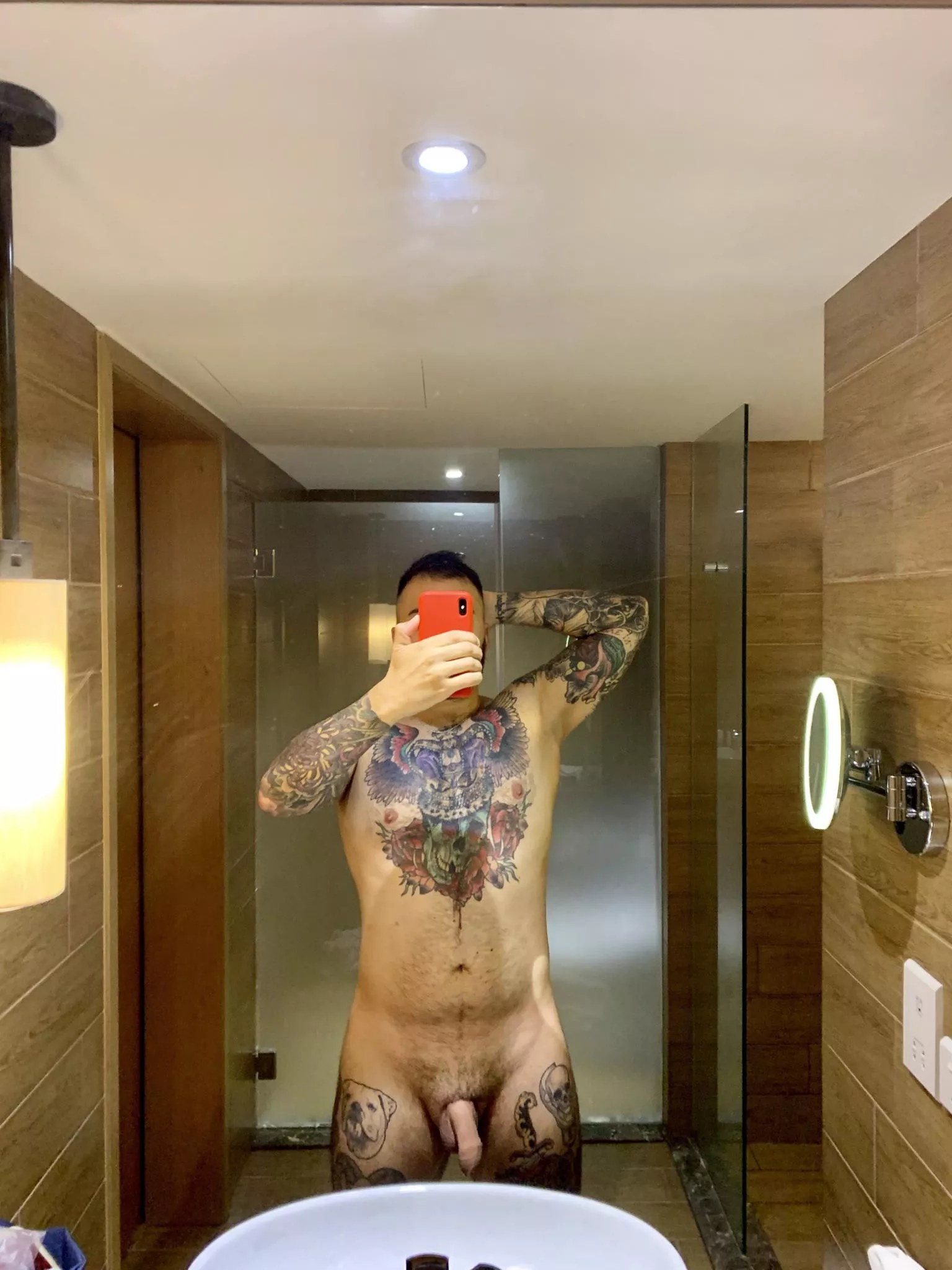 Tatted dad bod (40) Tatted dad bod (40)