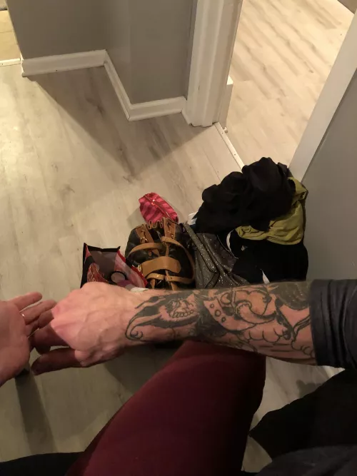 Tatted forearm porn