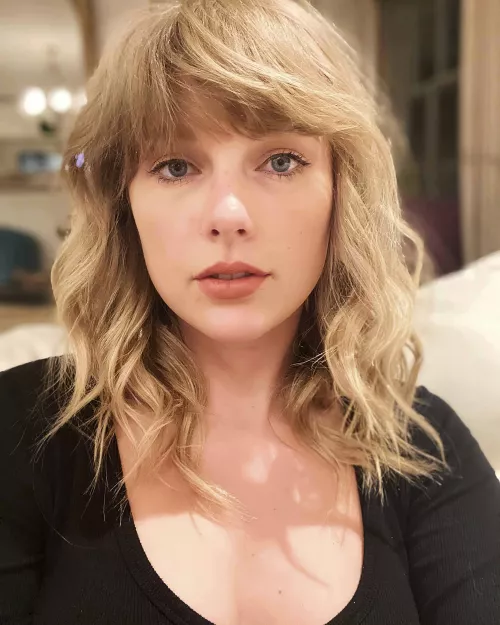 Taylor Swift sin maquillaje
