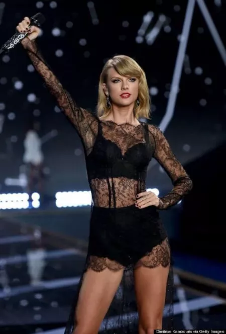 Taylor Swift wants us to fuck each other while she watches