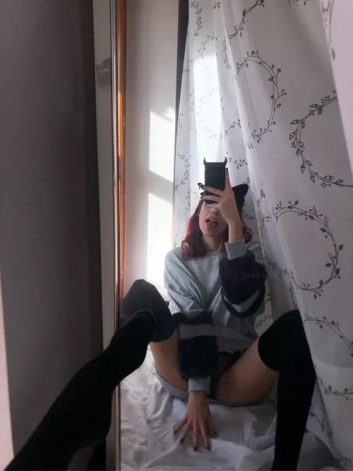 Teach me how to be a good kitty pls