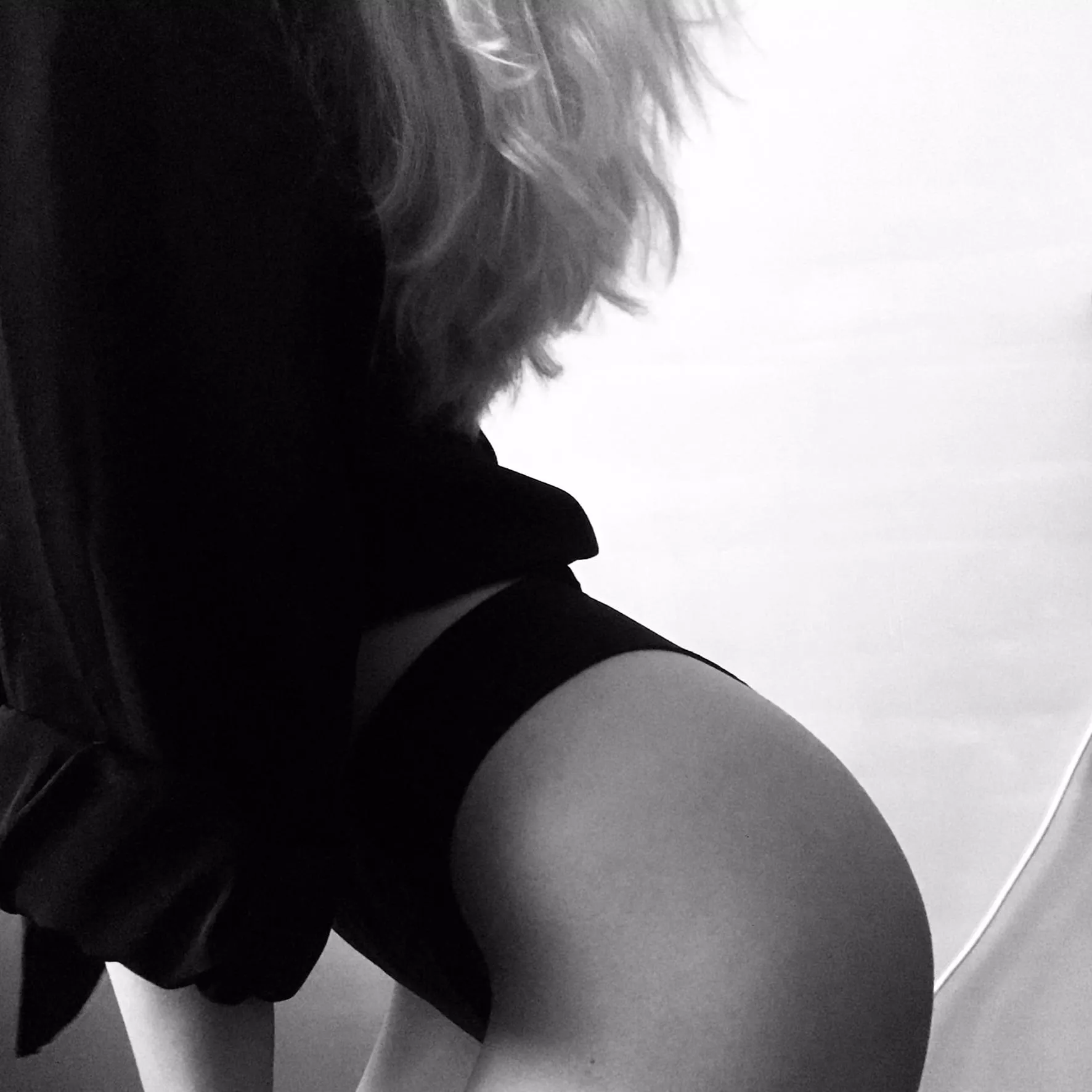 Teen 19. Do you like my body? Chek my bio to cum and play with me :)