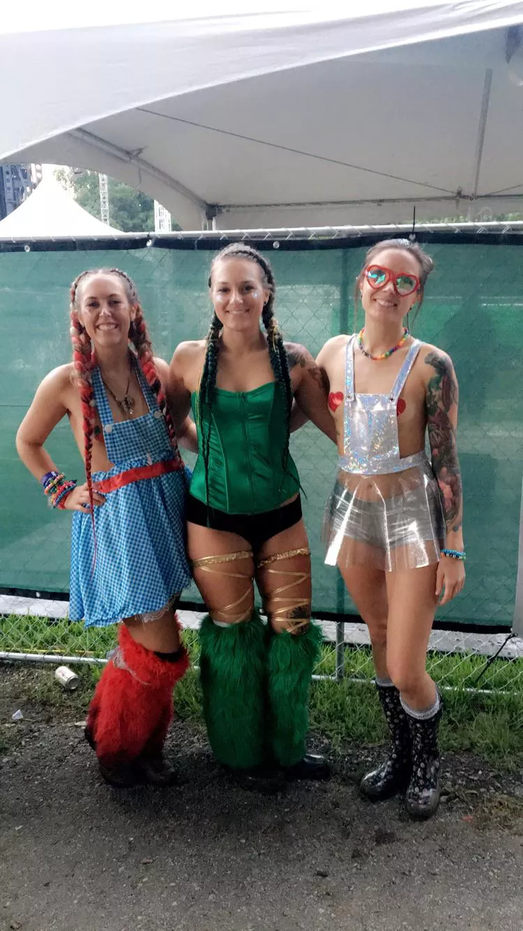 That dancefestopia lineup had me 💦😉