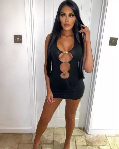 That dress is struggling!