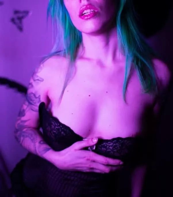 that passionate look is fascinating, isn't it?