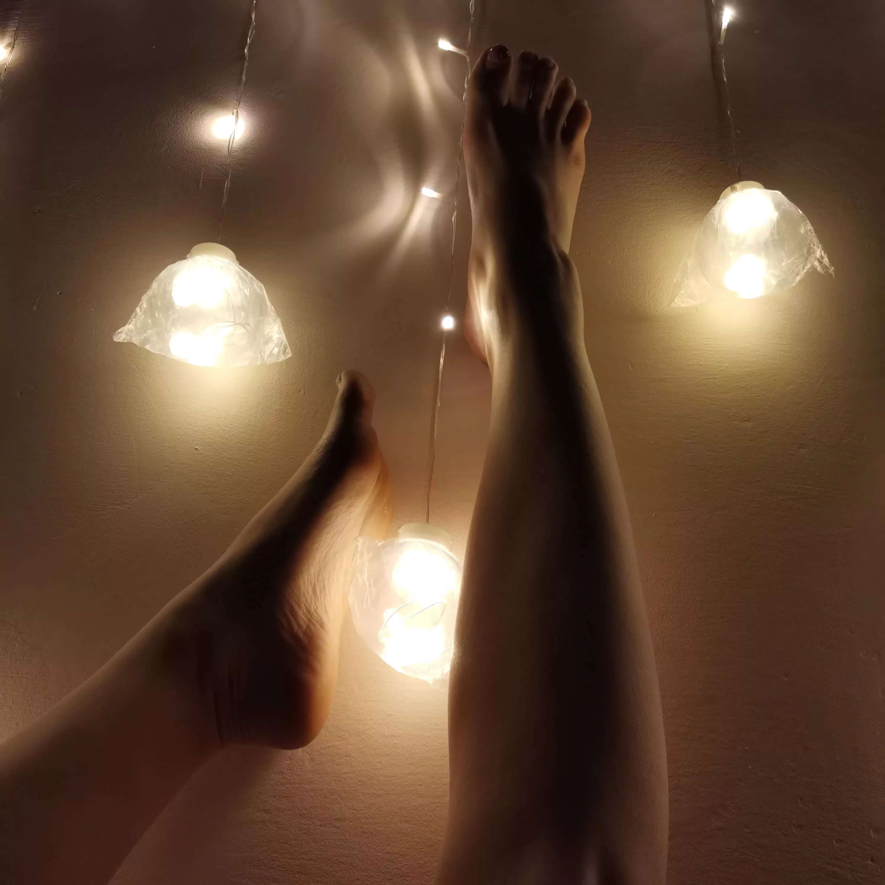 That’s how I decorate my room, how do you like it? ✨💡🪅