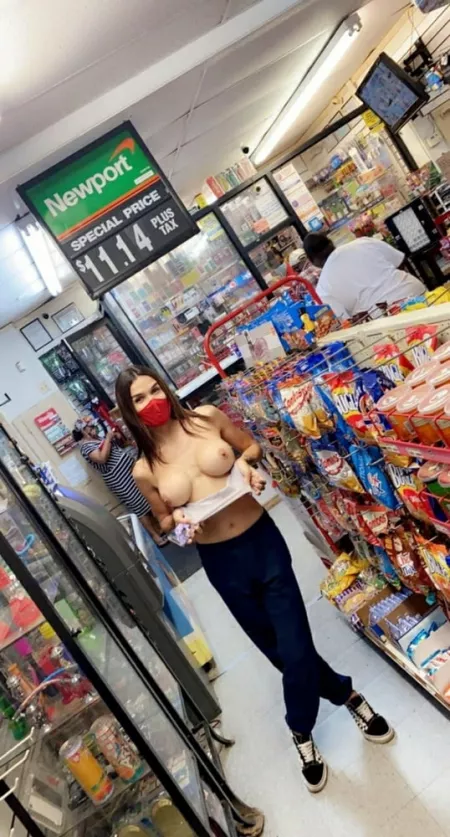 Thatās obscene! $11.14 for Newports?!? Just looking for some snacks