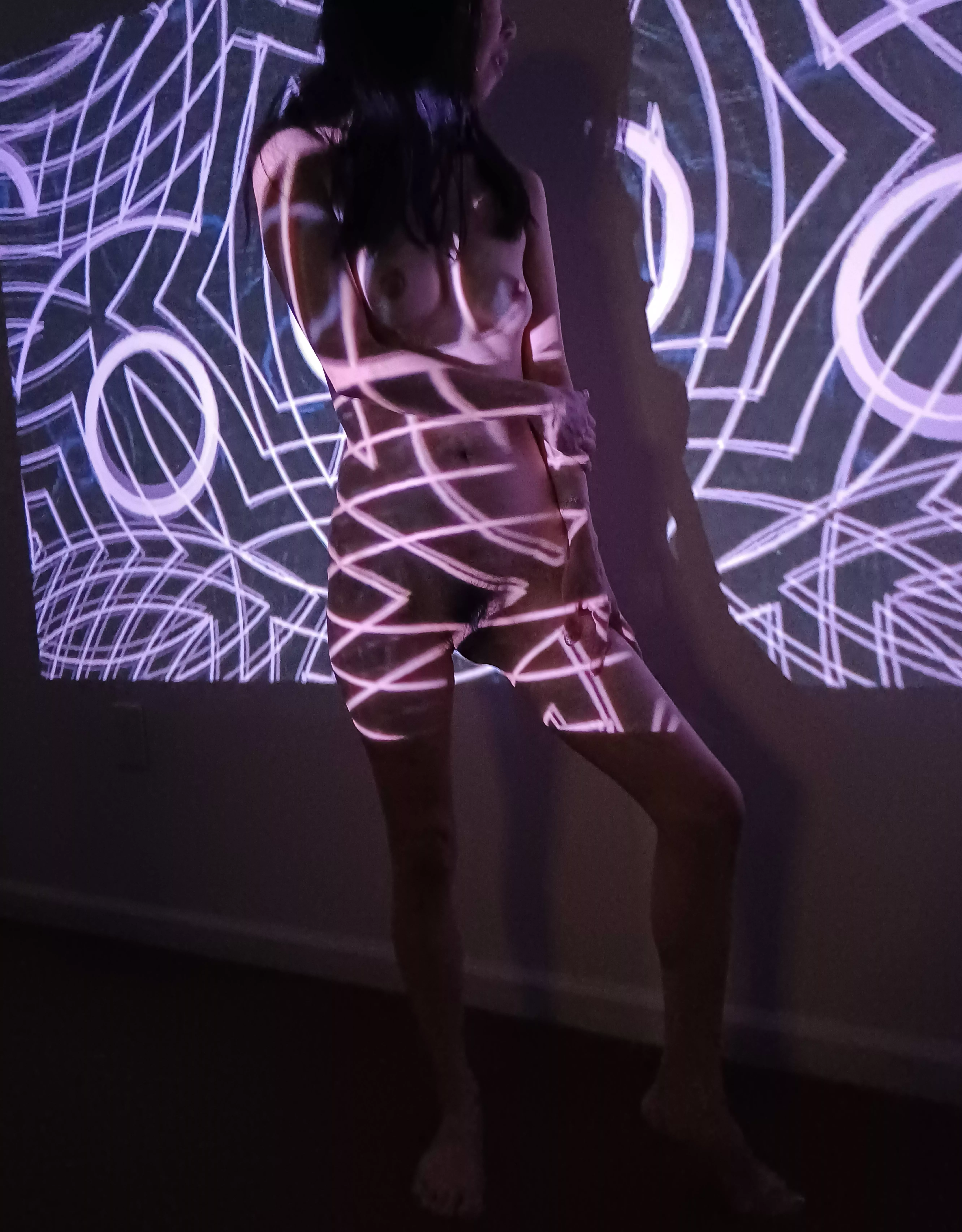 The art of movement and projected images (F) [OC]