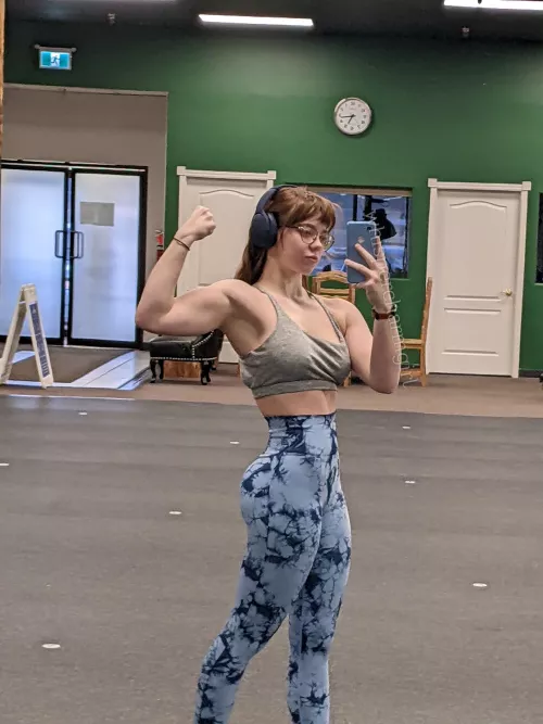 The Goal's to look badass (20F)