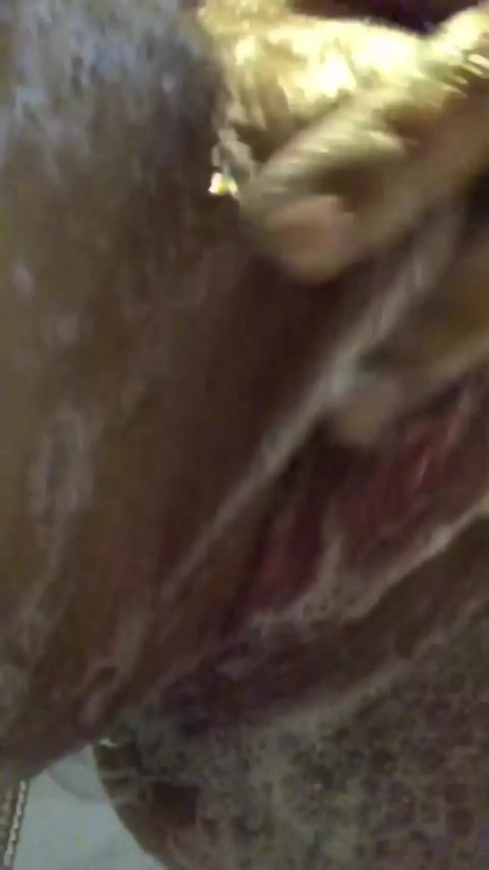 The goddess is waiting for your compliments!