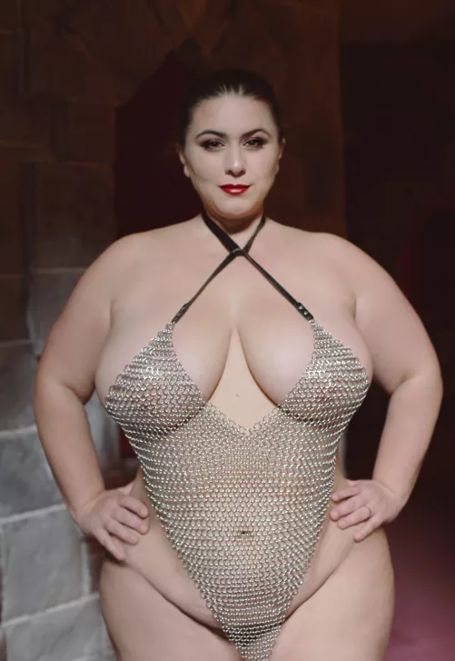 The heavens have opened, and perfection has made it to earth 🌎 😍