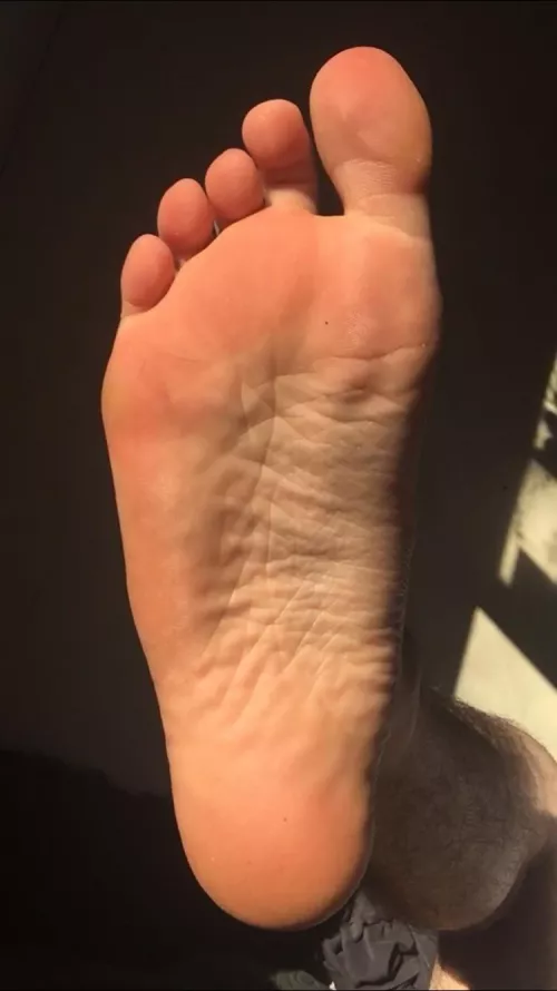 The more I ignore you the more you adore me 🥴