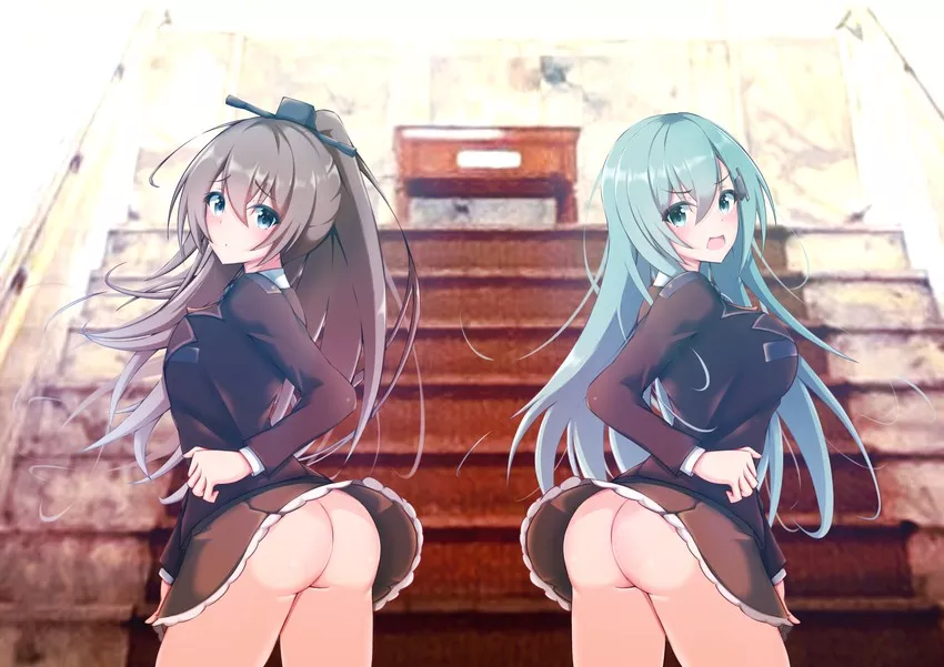 The no-panties sisters. No, the other ones The no-panties sisters. No, the other ones