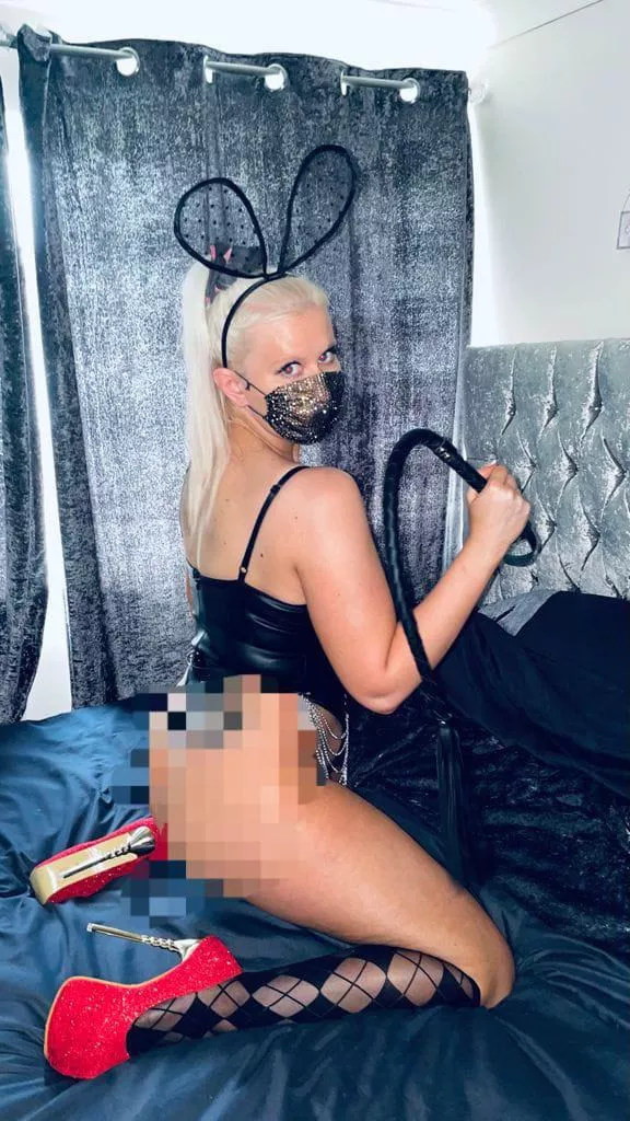 The only ass you need to focus on is yours getting pounded The only ass you need to focus on is yours getting pounded