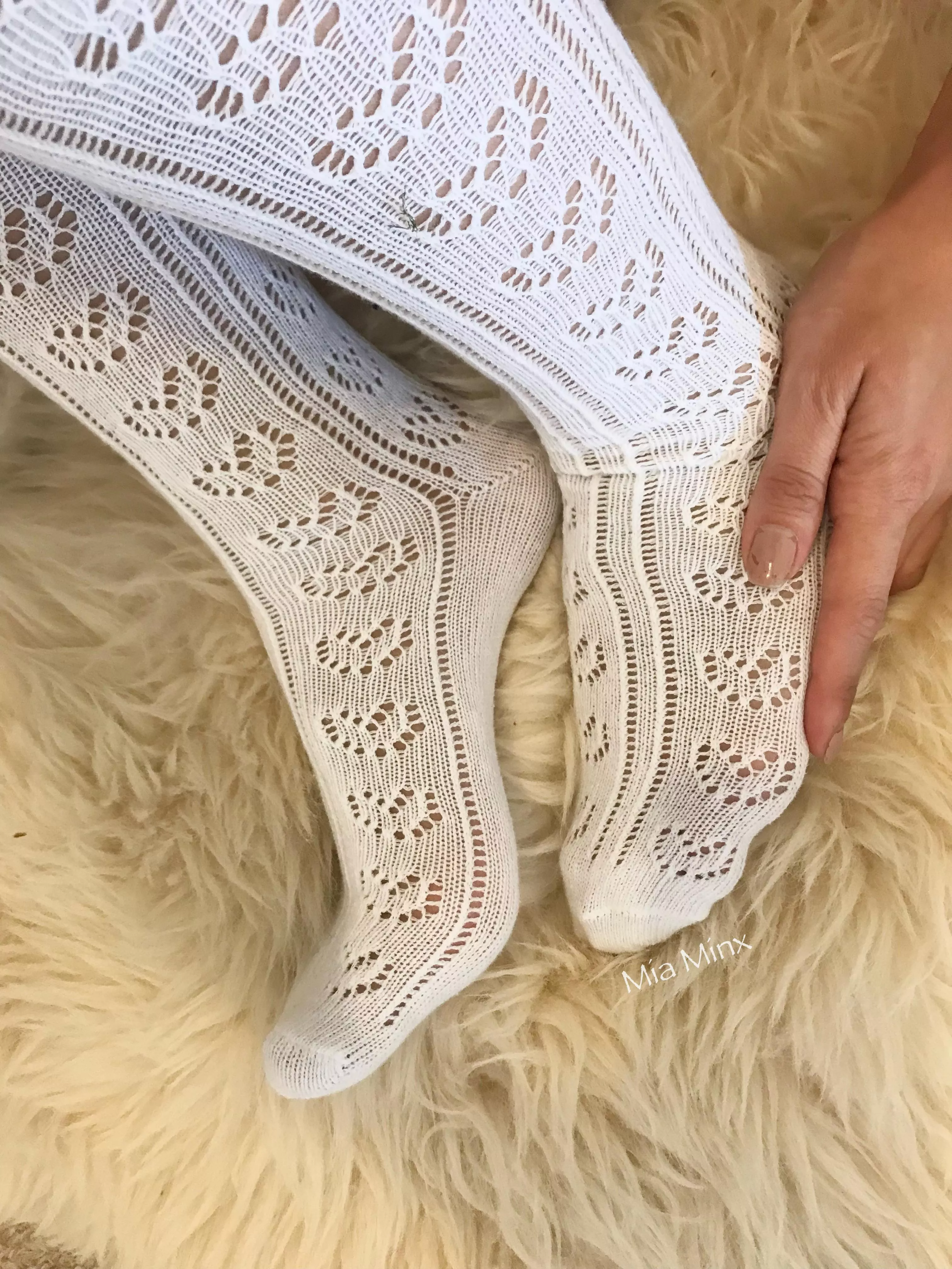 The perfect mix of innocent and sexy 🤍💗 Don’t you agree? 😋 [female]