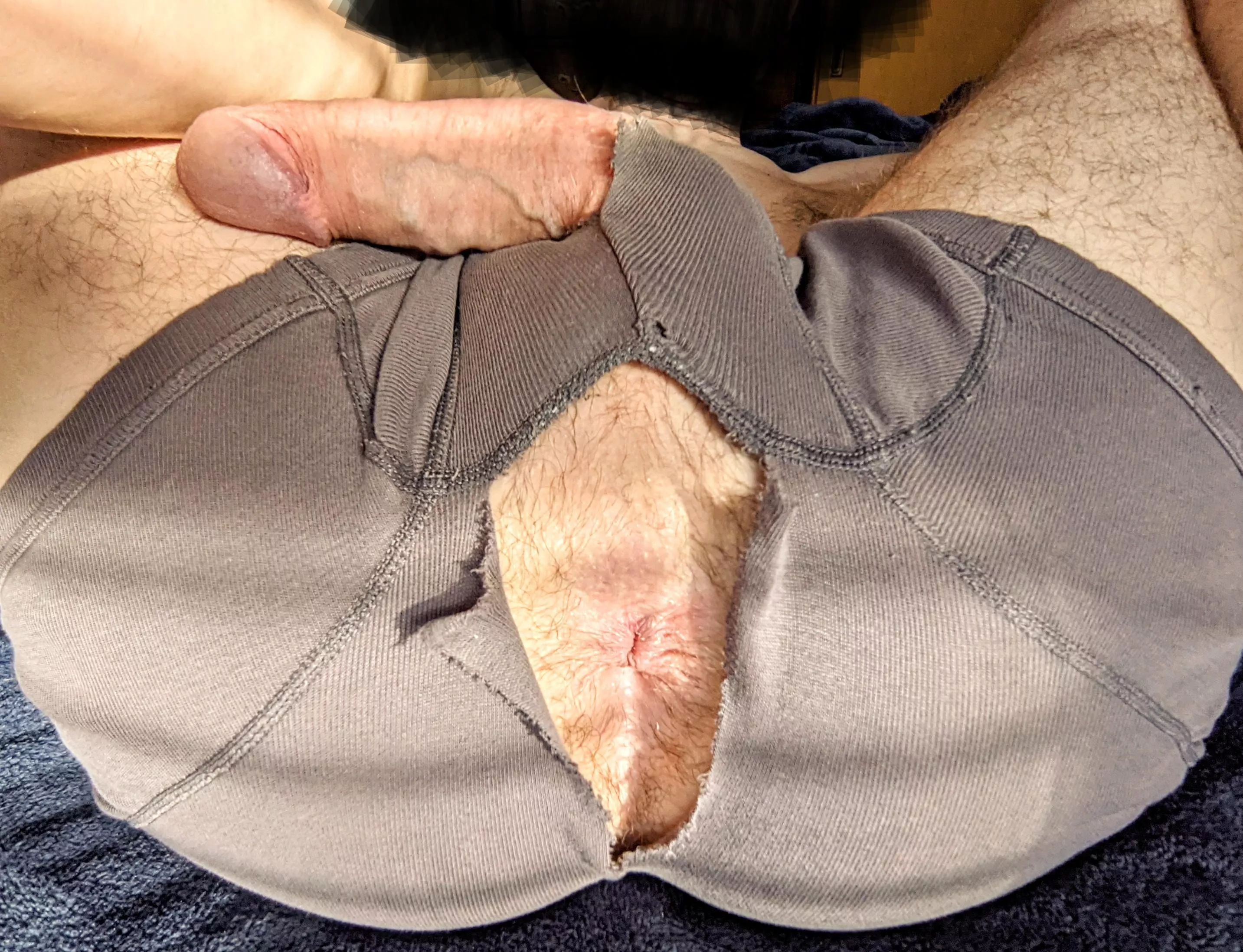 the pose isn't new, but the boxers tore through