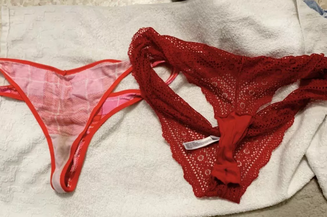 The red ones are my fav on my pawg wife