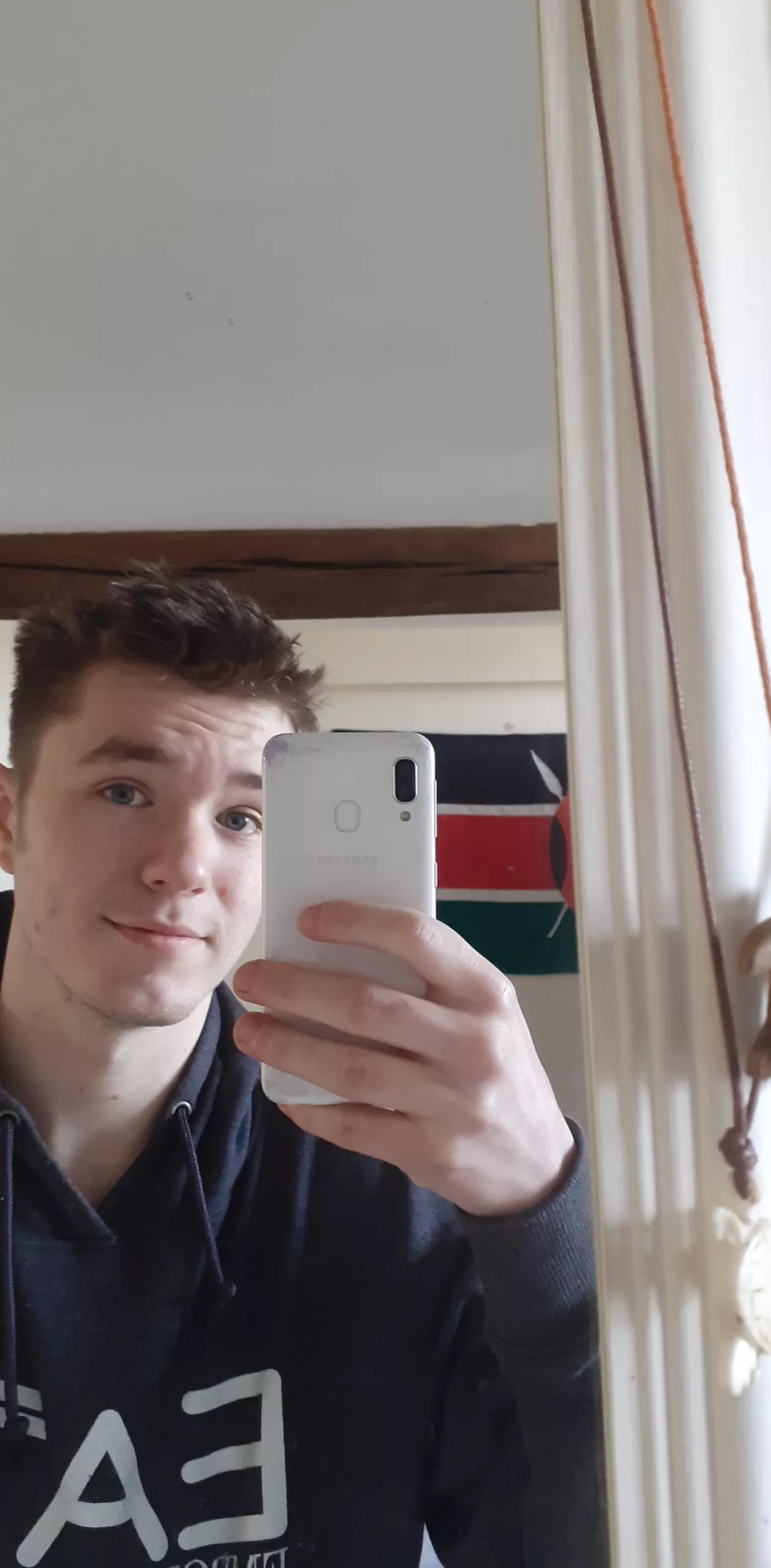 The regret of shaving and looking like a child more than usual π
 The regret of shaving and looking like a child more than usual π