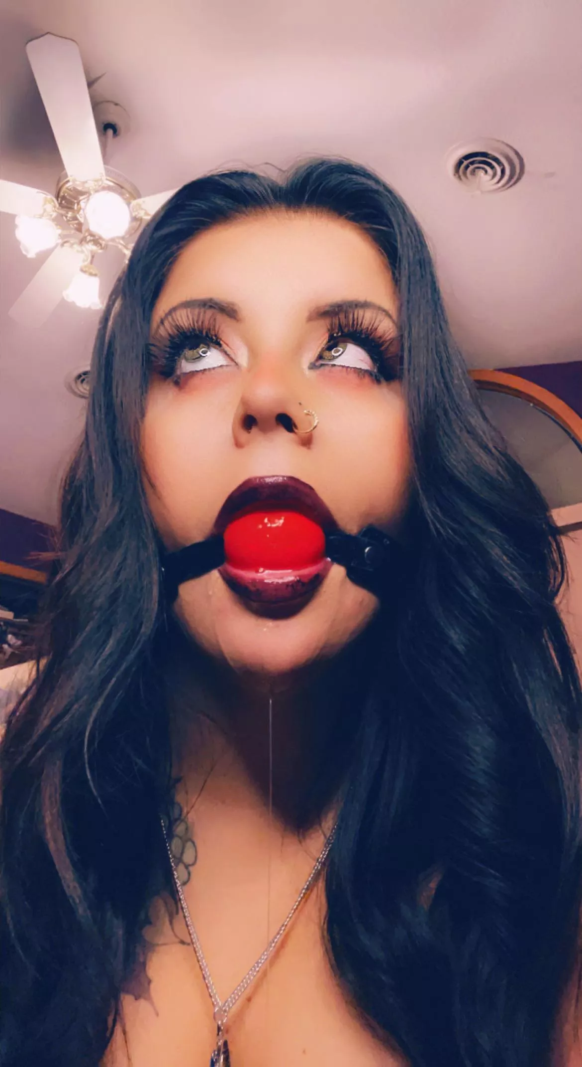 The saliva dripping down 😈 [f]