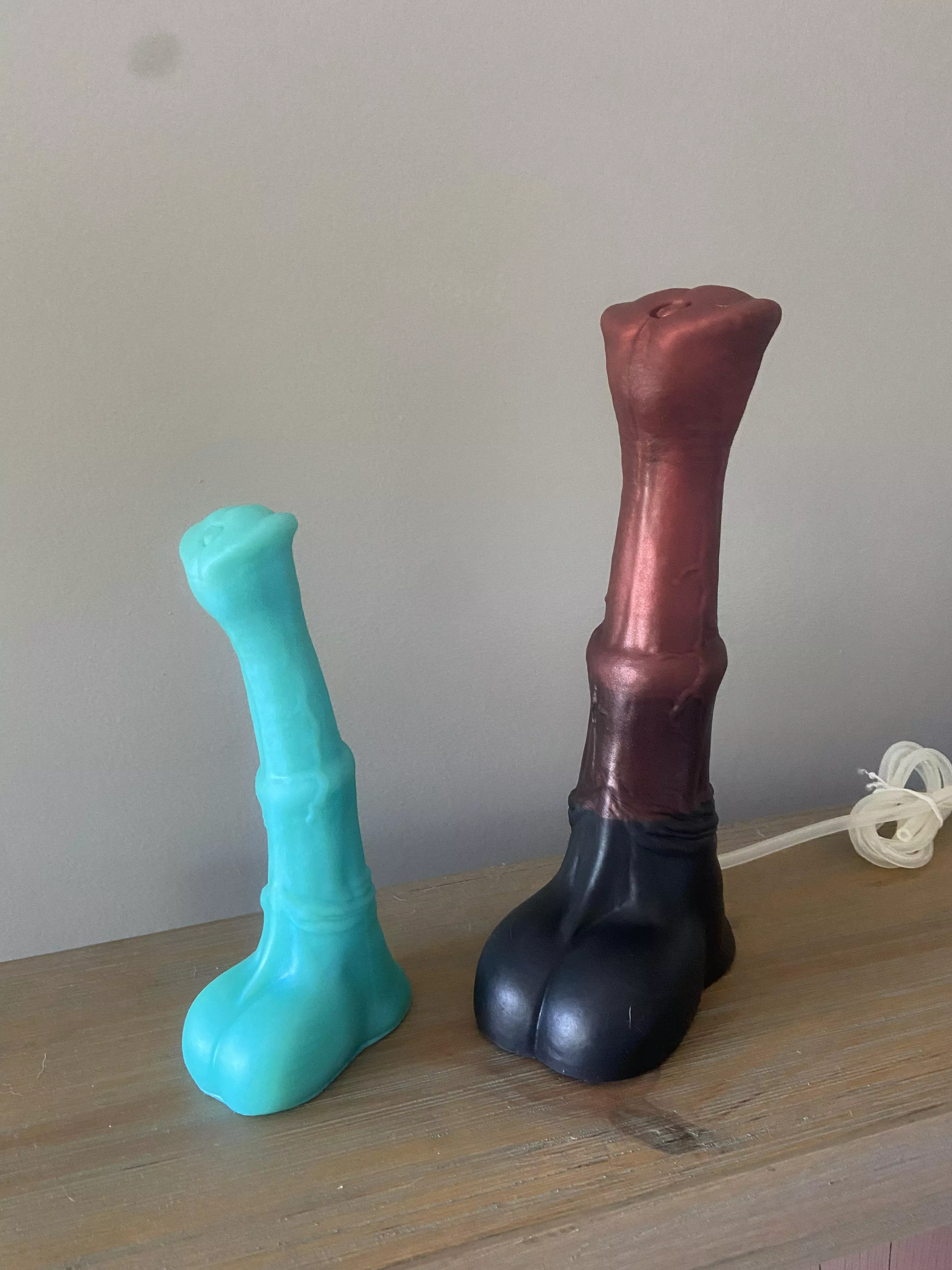 The size difference between a small chance flared and a medium chance flared that I just got. The size difference between a small chance flared and a medium chance flared that I just got.