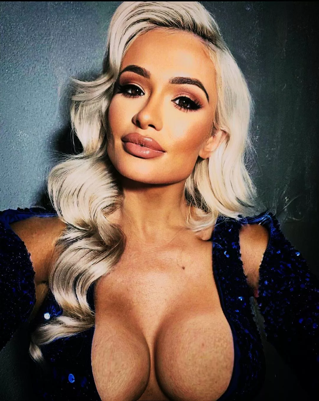 The Smoke Show Scarlett Bordeaux