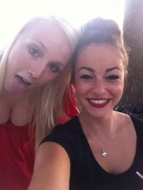 There are 2 types of girls… [2]