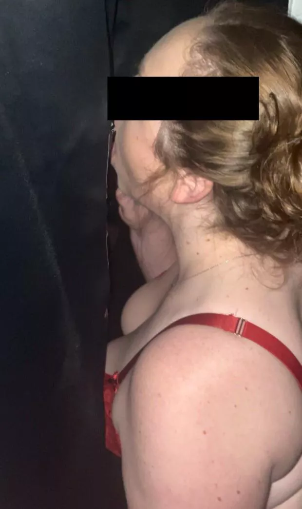 There is just something about deep throating an an anonymous cock that turns me on 😈 There is just something about deep throating an an anonymous cock that turns me on 😈