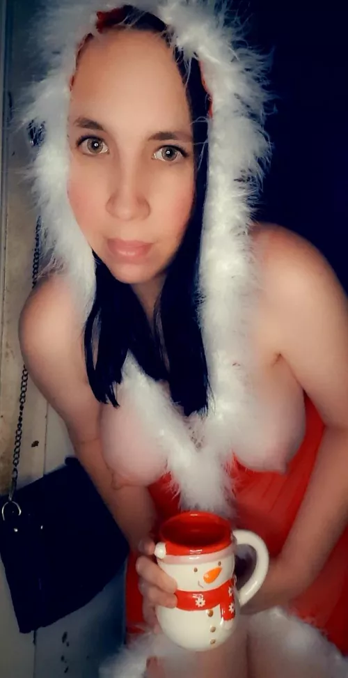 There's a new Mrs Claus in town and she loves getting her tits out for Titty Tuesday π Do I go straight to the top of the naughty list? π
