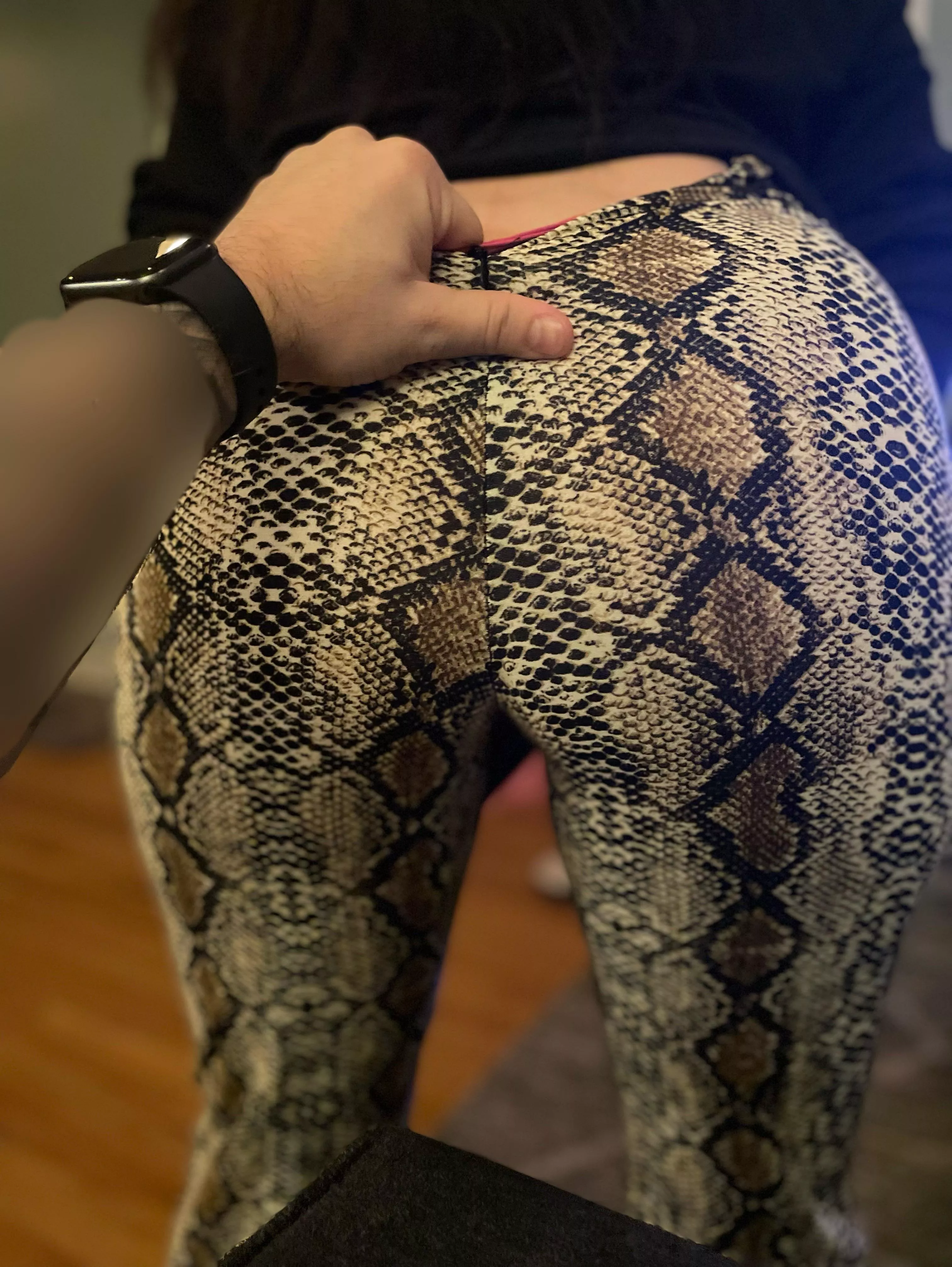 These pants are tight, might need help getting them off [mf]