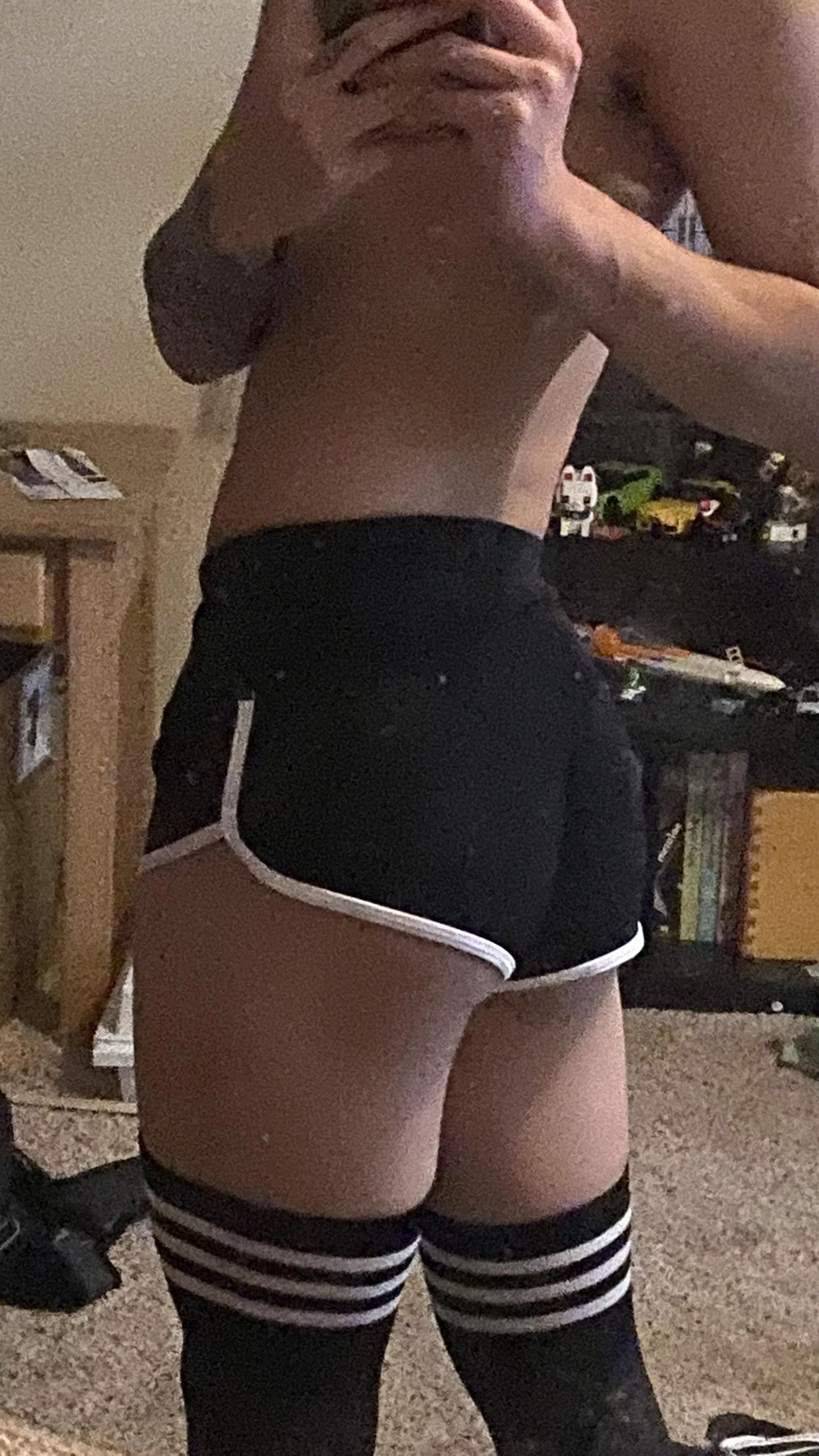 these pants really make them pop