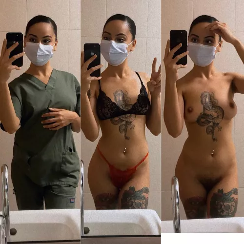 these scrubs do me absolutely zero justice….think i’ll just take them off 🤓