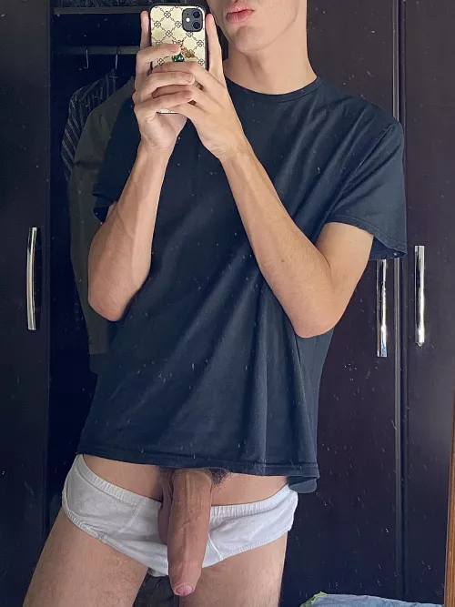 These twinks be packing.