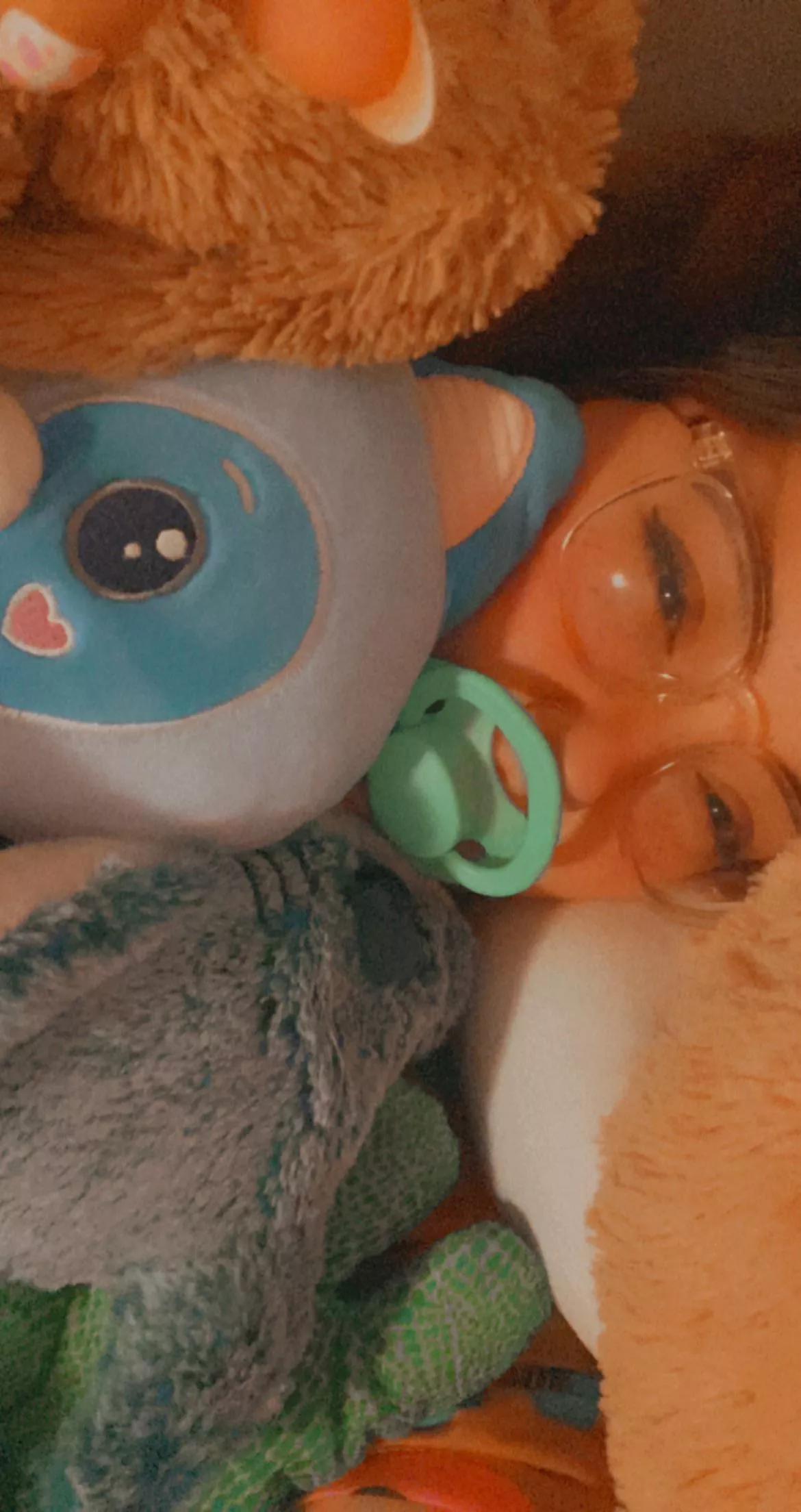 they all wanted to cuddle 🥰