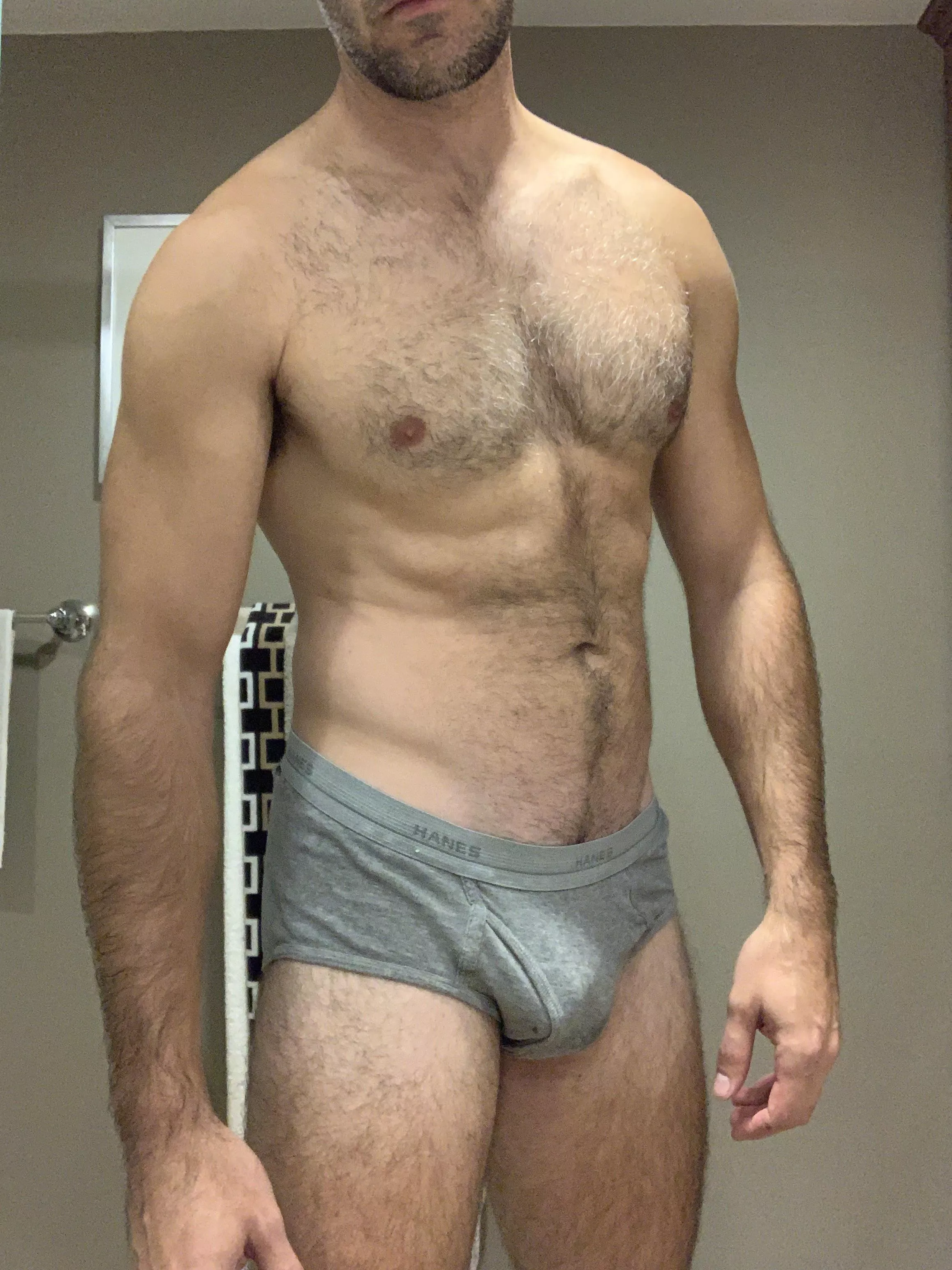 They are old, loose, and tattered. Who’s going to slip them off my body? They are old, loose, and tattered. Who’s going to slip them off my body?