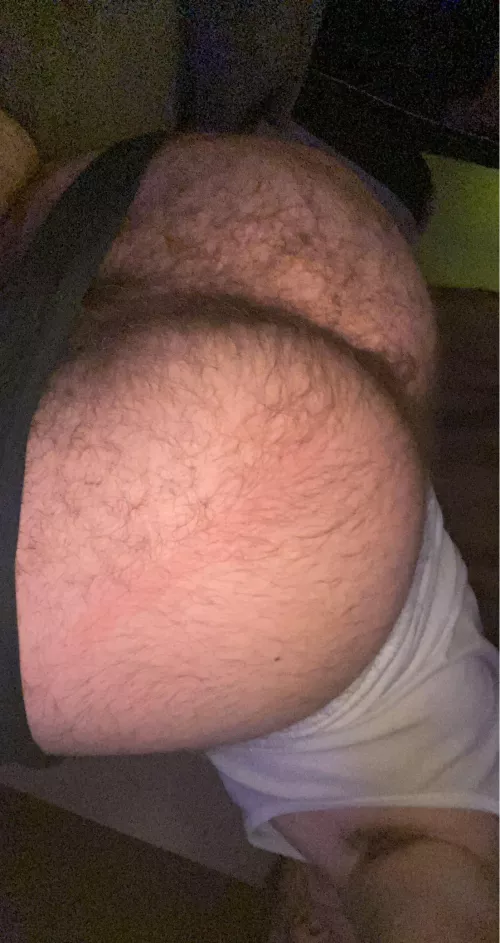 They said my ass looks even bigger in real life idk do you like it ?