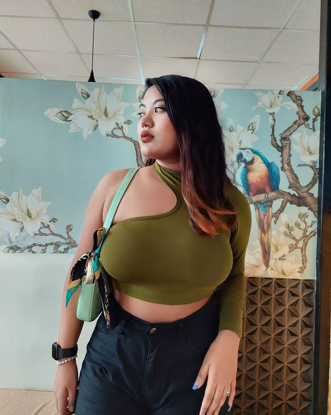 They want to burst out!!