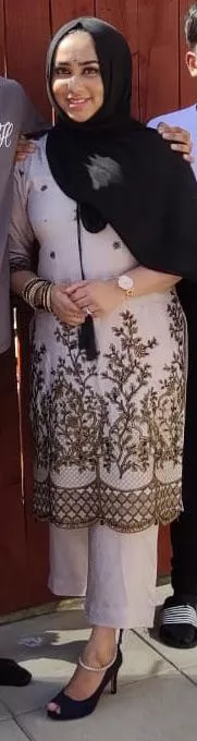 Thicc Pakistani with juice lips. What would you do to her? Thicc Pakistani with juice lips. What would you do to her?